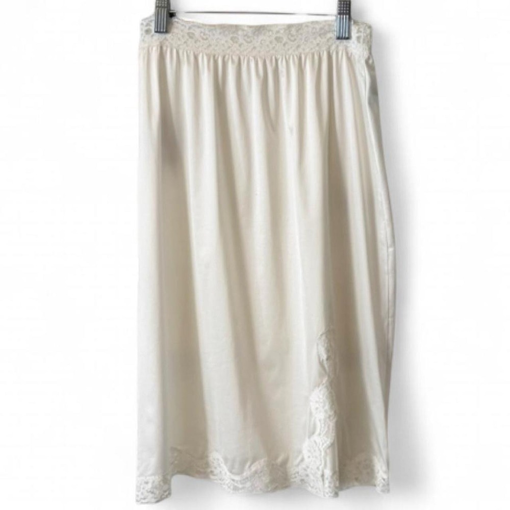 Vintage 70s/80s Vassarette Underneath It All Satin Half Slip, Women's Size M